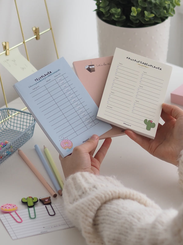 Mini-Schul-Set mit To-do-Blöcken, Bleistiften und Motiv-Büroklammern